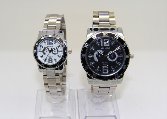 Le quartz de movt du Japon couple la montre-bracelet de quartz réglée par montres du Japon avec la batterie de SR626SW